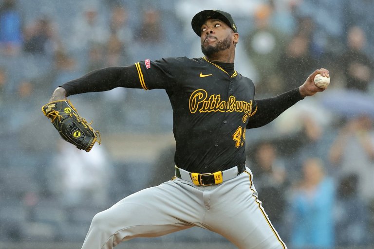 Red Sox Sign Reliever Aroldis Chapman To One-Year, $10.75-Million Deal