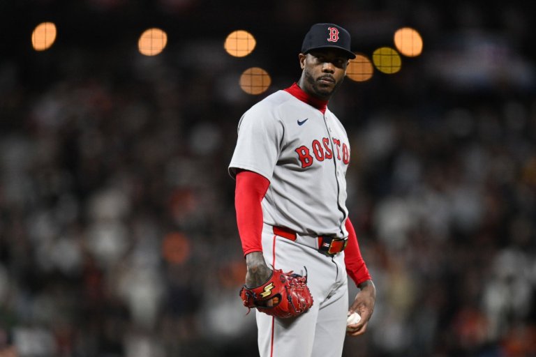 3 Possible Trade Destinations for Red Sox Closer Aroldis Chapman
