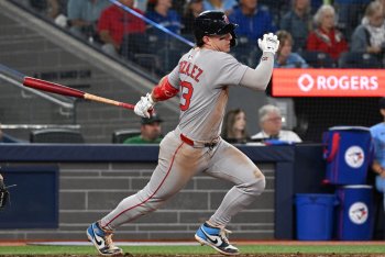 Red Sox Notes: Danny Coulombe's Belated Signing, Romy Gonzalez's Disastrous Injury